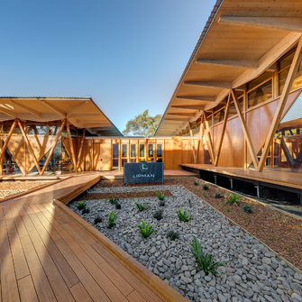 © Strongbuild / Murray Fredericks © Strongbuild / Murray Fredericks